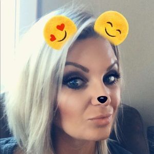 Meet your Posher, Valentina